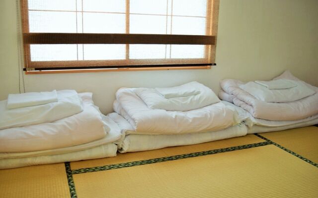 Hiroshima Hostel EN