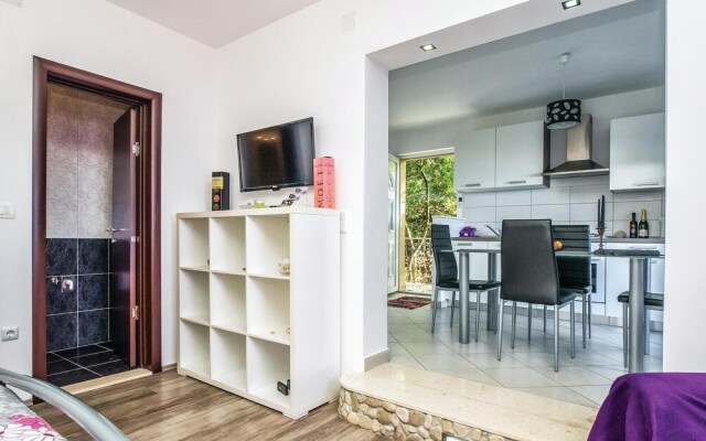 Amazing Home in Jesenice With Wifi and 1 Bedrooms