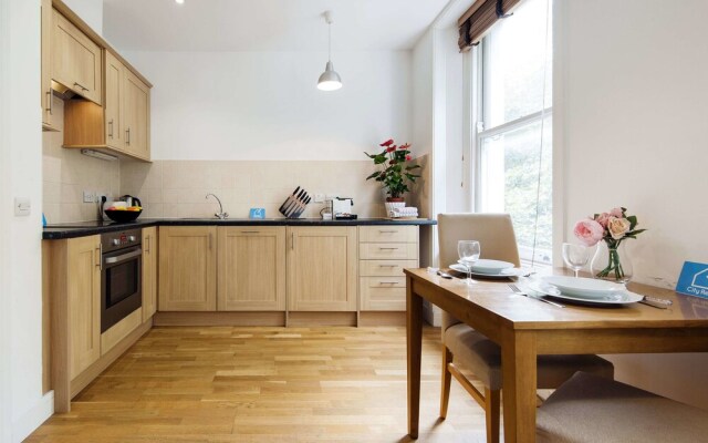 The Gray's Inn Road Apartment - MBL