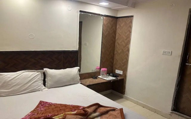 Shree Lodge Near New Delhi Railway Station, Paharganj