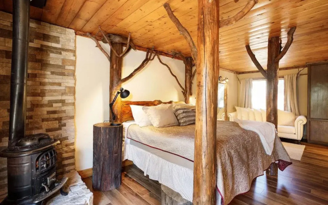 Arrowhead Pine Rose Cabins