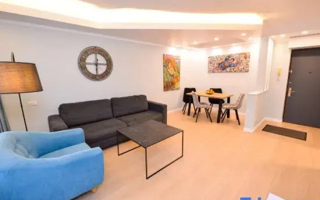 Twin III - One Bedroom - 4 Guests - Cismigiu Gardens