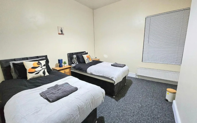 Spacious,luxury, Near City Center, Free Parking