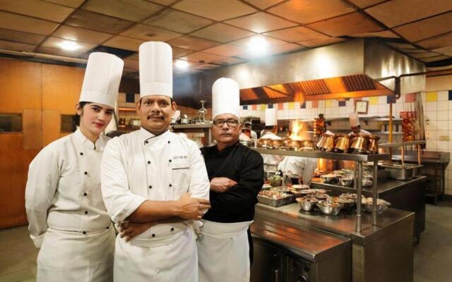 NIRVANA Luxury Hotel l Ludhiana