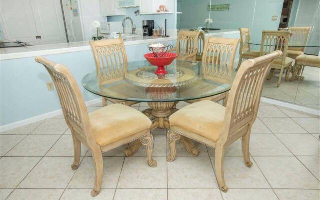 Shoreline Towers by Holiday Isle