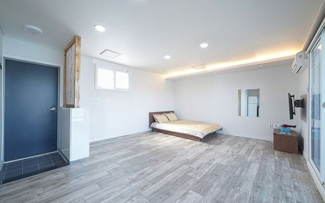 Sacheon Bito Pension