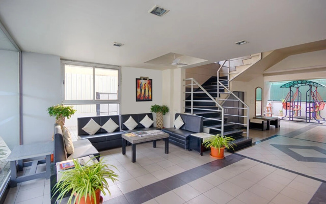 OYO 4018 Hotel Grand Ashwin