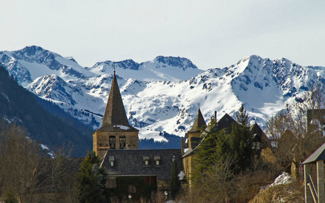 Hotel SNO Mont Romies