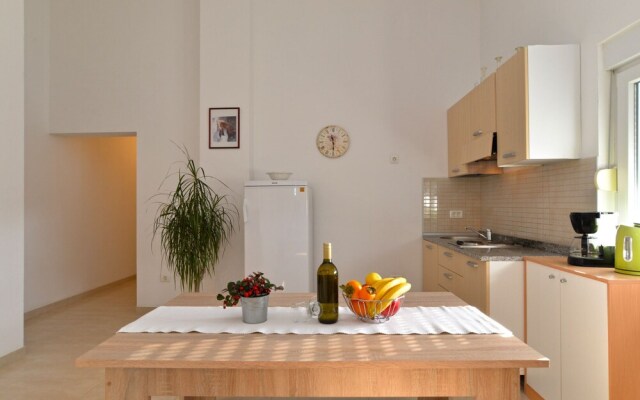 Apartment 1773