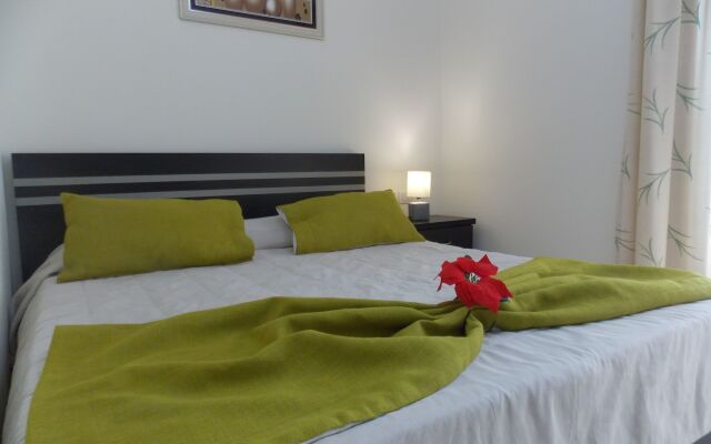 Relax Apts Saranda Apart-Hotel