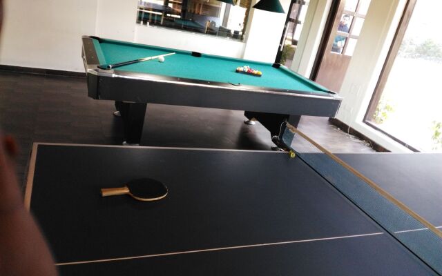 WoodSmoke resort & Spa