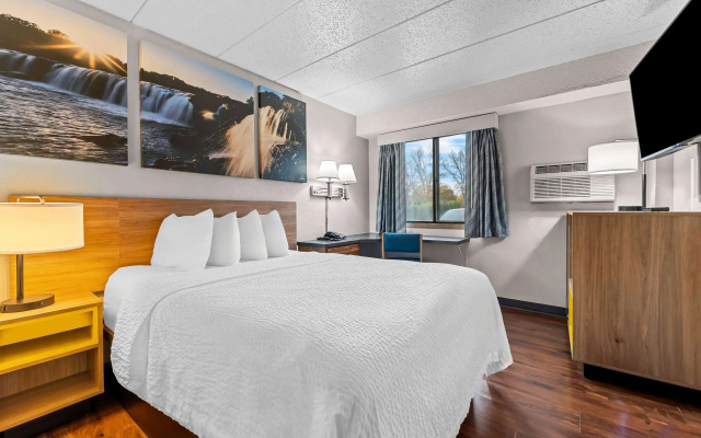 Days Inn by Wyndham Sioux Falls Empire