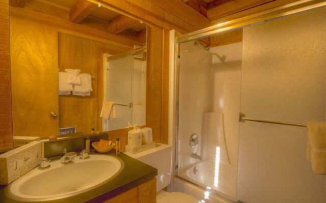 Woodys Clubhouse by Lake Tahoe Accommodations