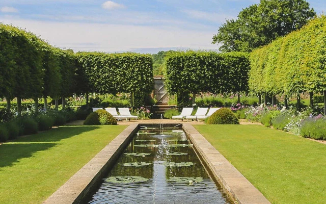 Temple Guiting Manor & Barns