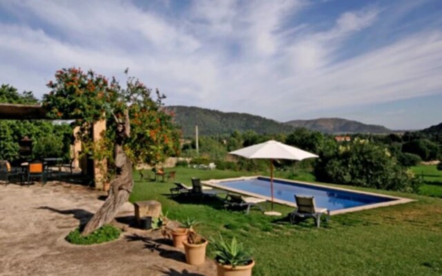 106644 - Villa in Sa Pobla