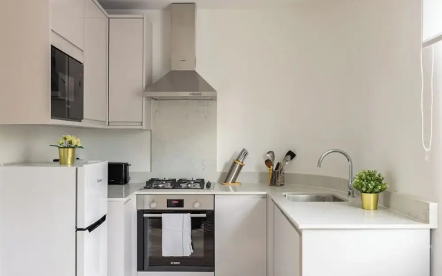 Picktheplace Kensington Lux Apartments II