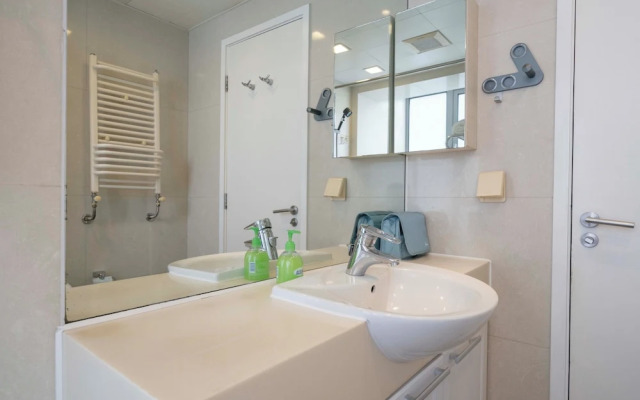 Tyms Stylish 2BR 1BA Apt Xujiahui Metro