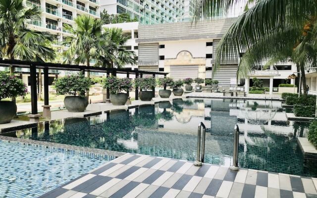 Palazio Mount Austin by Homefort Suites