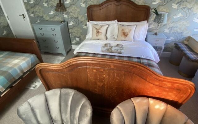 The Crown Inn Dial Post