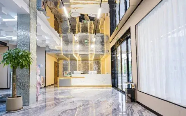 Junya Hotel (Hengshan Station Branch)