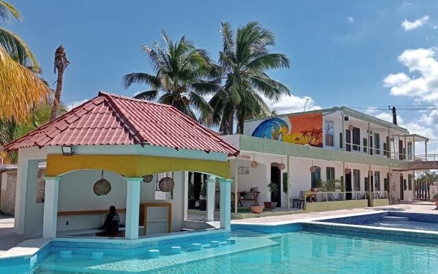 Pelican Inn at Las Dunas Chelem Hotel