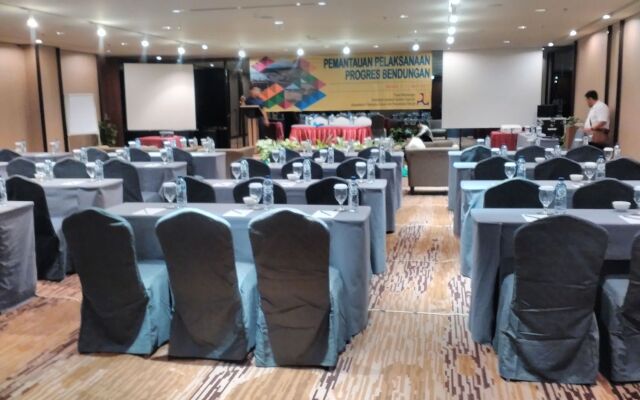 I Hotel Baloi Batam