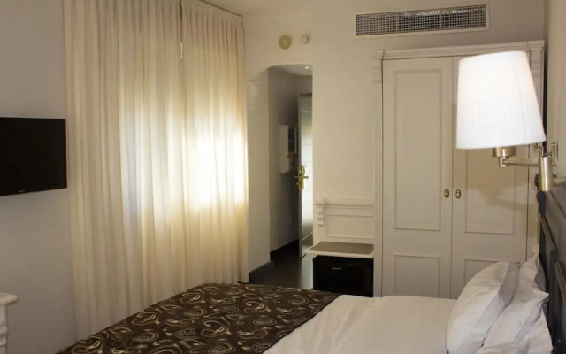 Avent Verahotel