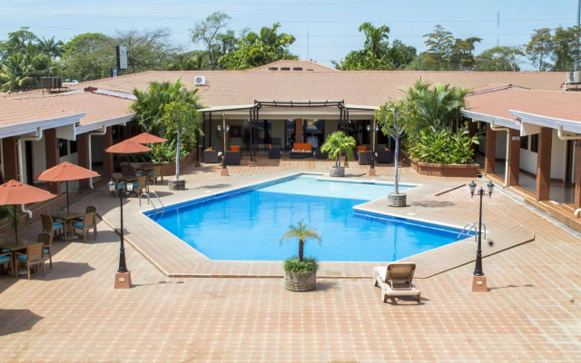 Farallones Hotel