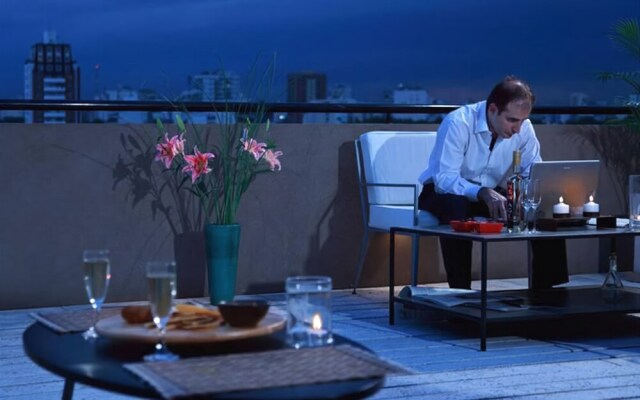 Be Too Loft Hotel