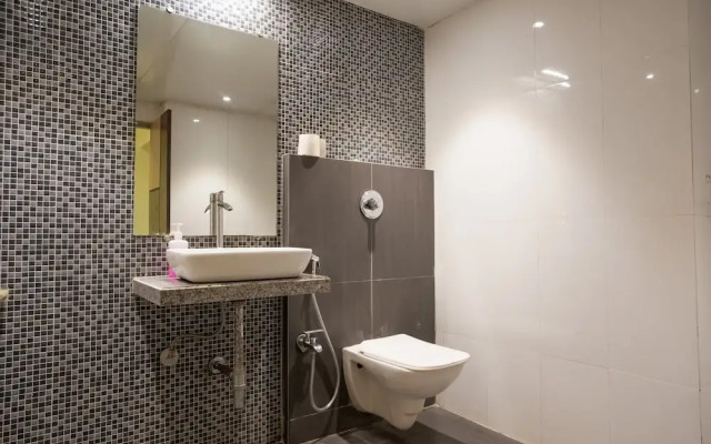 Hotel Grand Seasons