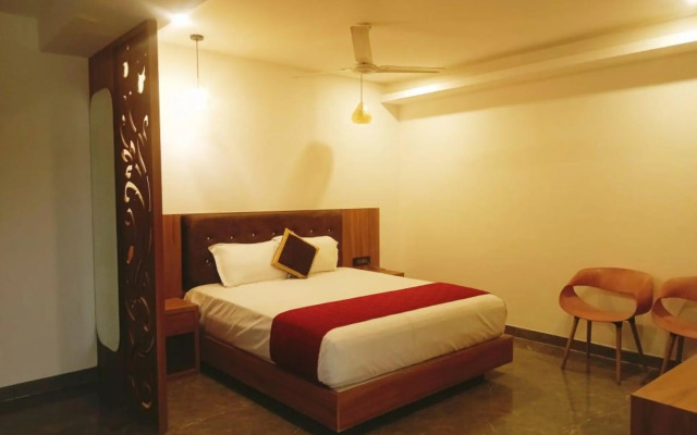 Paras Mahal