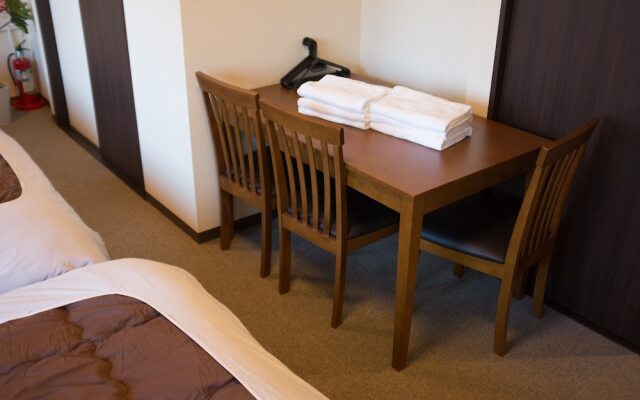 One More Heart at Kamishichiken 1