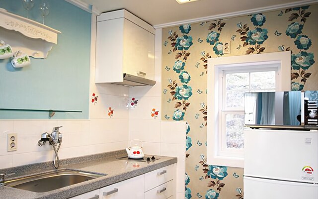 Jeongseon Mindoongsan High One Pension