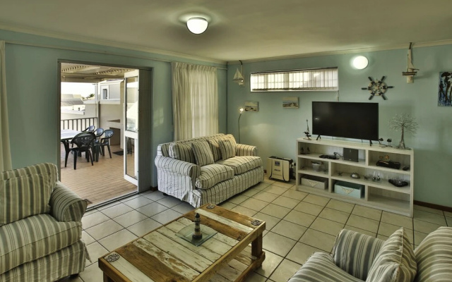 Top Deck Langebaan 6-sleeper