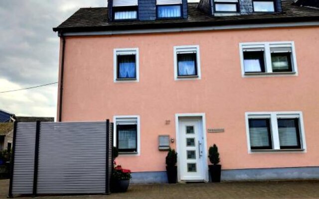 Apartment Schweich Issel Familie Lentes Neu Renoviert
