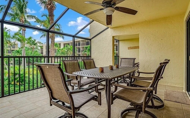 Sea Oats 123 2 Bedroom Condo by RedAwning