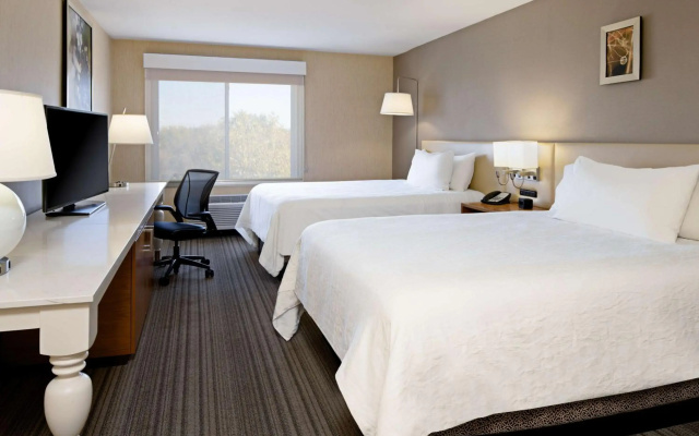 Holiday Inn Express & Suites Bridgeport by IHG