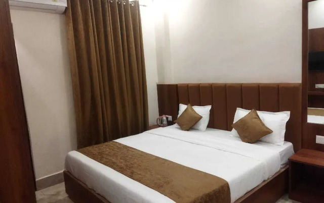 Kiran Palace Varanasi