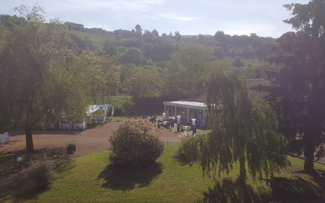 Domaine des Pierres Dorées