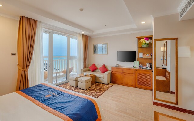 BlueSun Danang Beach Hotel