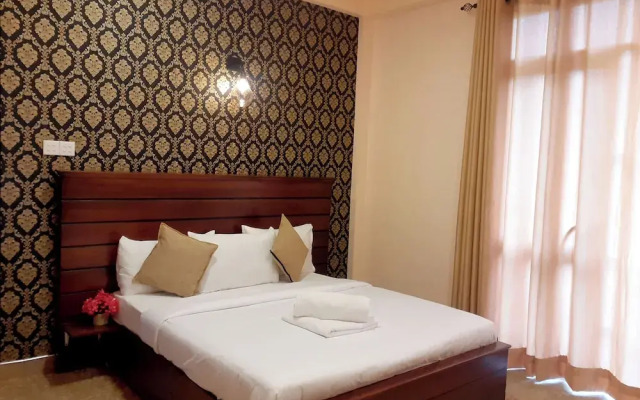 Rathna Grand Hotel Nuwara Eliya