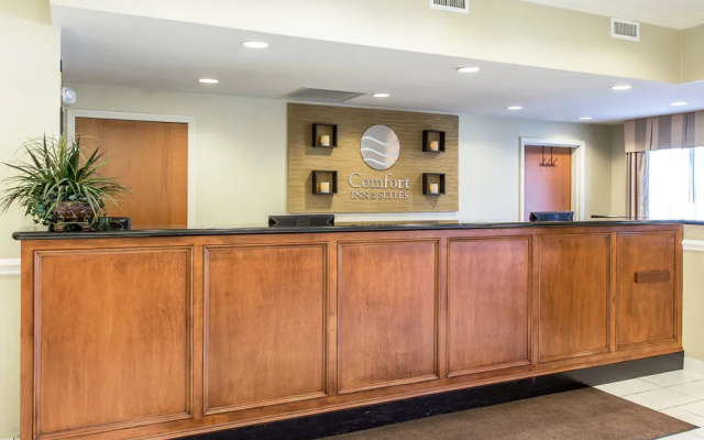 Comfort Inn & Suites