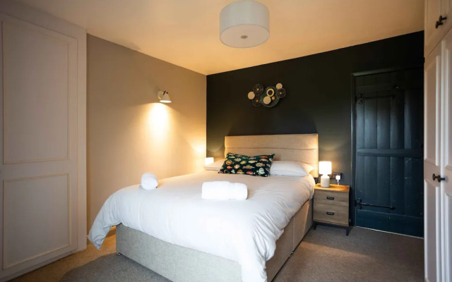 Cosy, Tranquil, Fully Equipped & Beautiful Garden