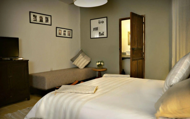Le Petit Hotel du Flouka