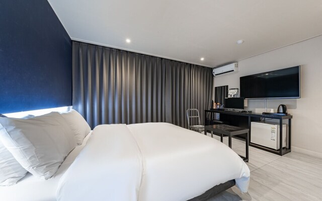 Selene Hotel