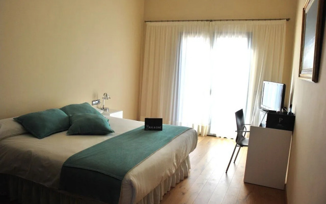 Buil & Gine Wine Hotel