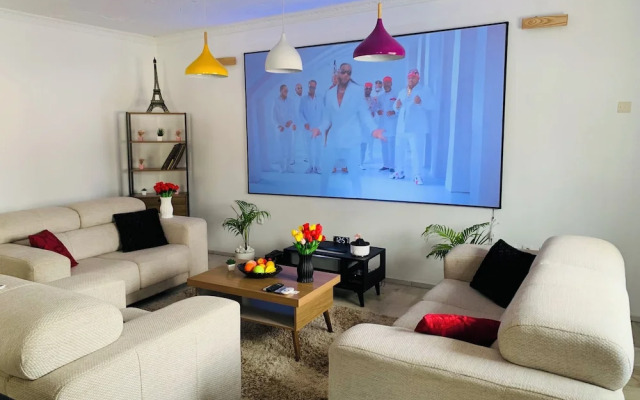 The Penthouse Essentials