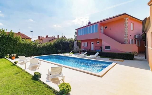 Holiday House Damir - Apartment 1