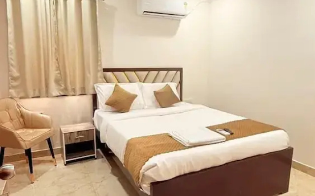 Vaaraahi Hotel