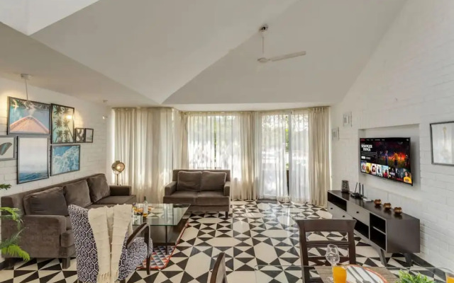 Elegant 2BR Apartment Near Candolim Coco Beach